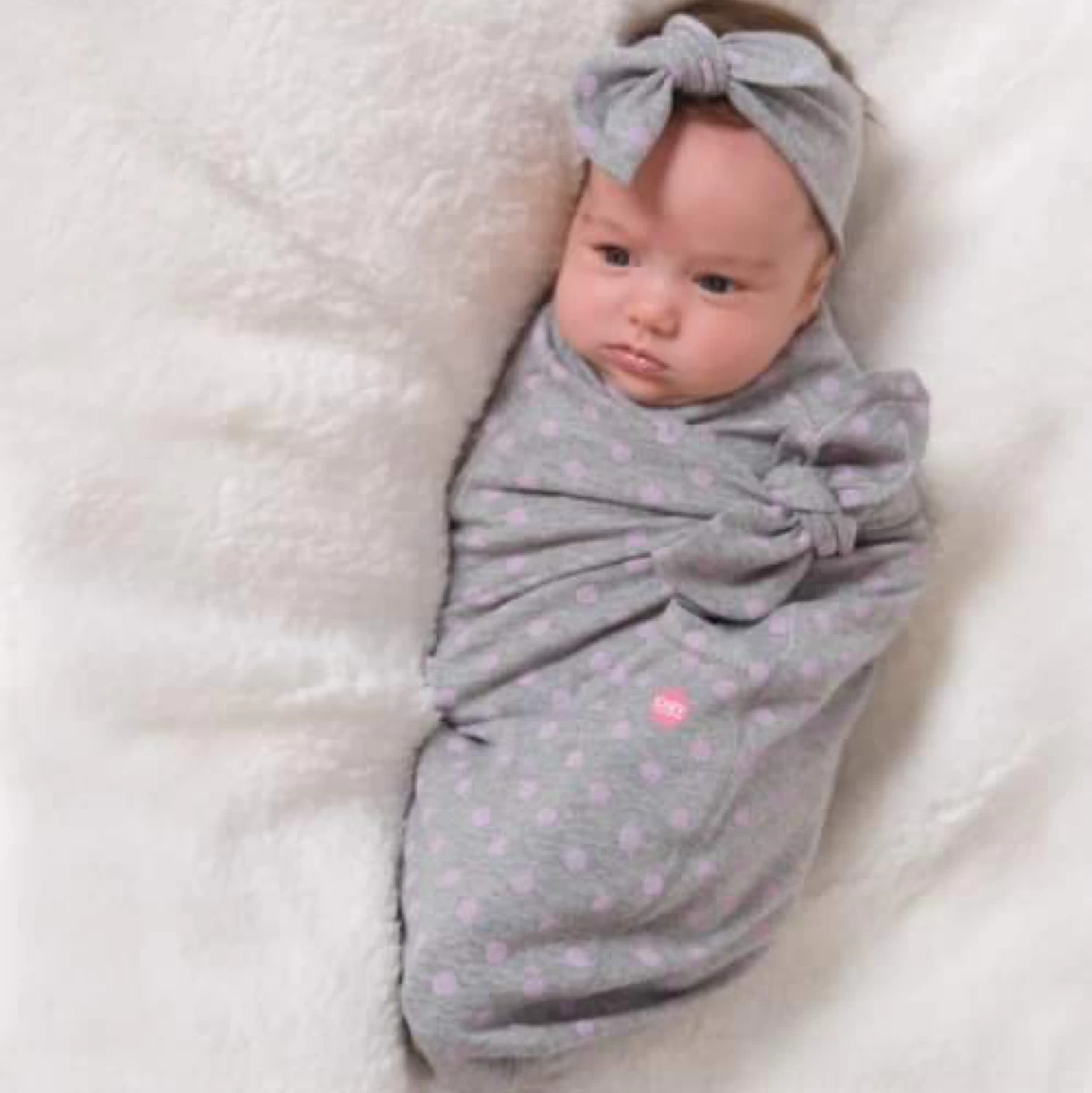 Grey With Pink Dots Cozy Wrap Set