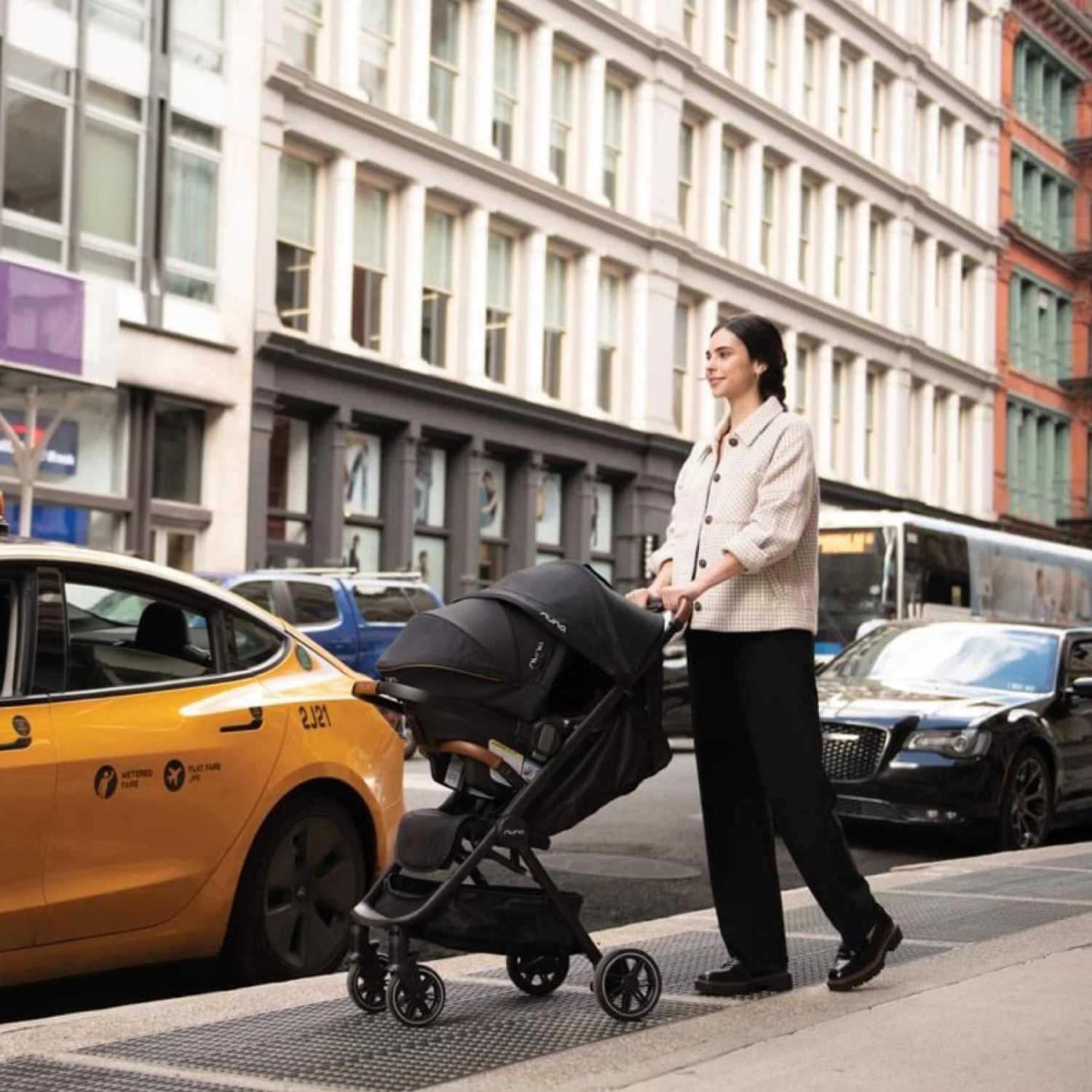 Nuna Trvl + Pipa Urbn Travel System - Caviar - Image 17