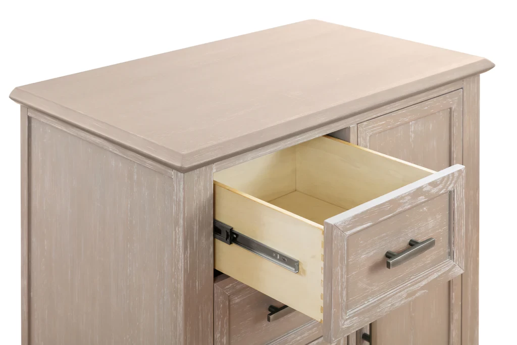 Franklin & Ben Rustic Beckett Chifforobe - Sandbar - Image 5