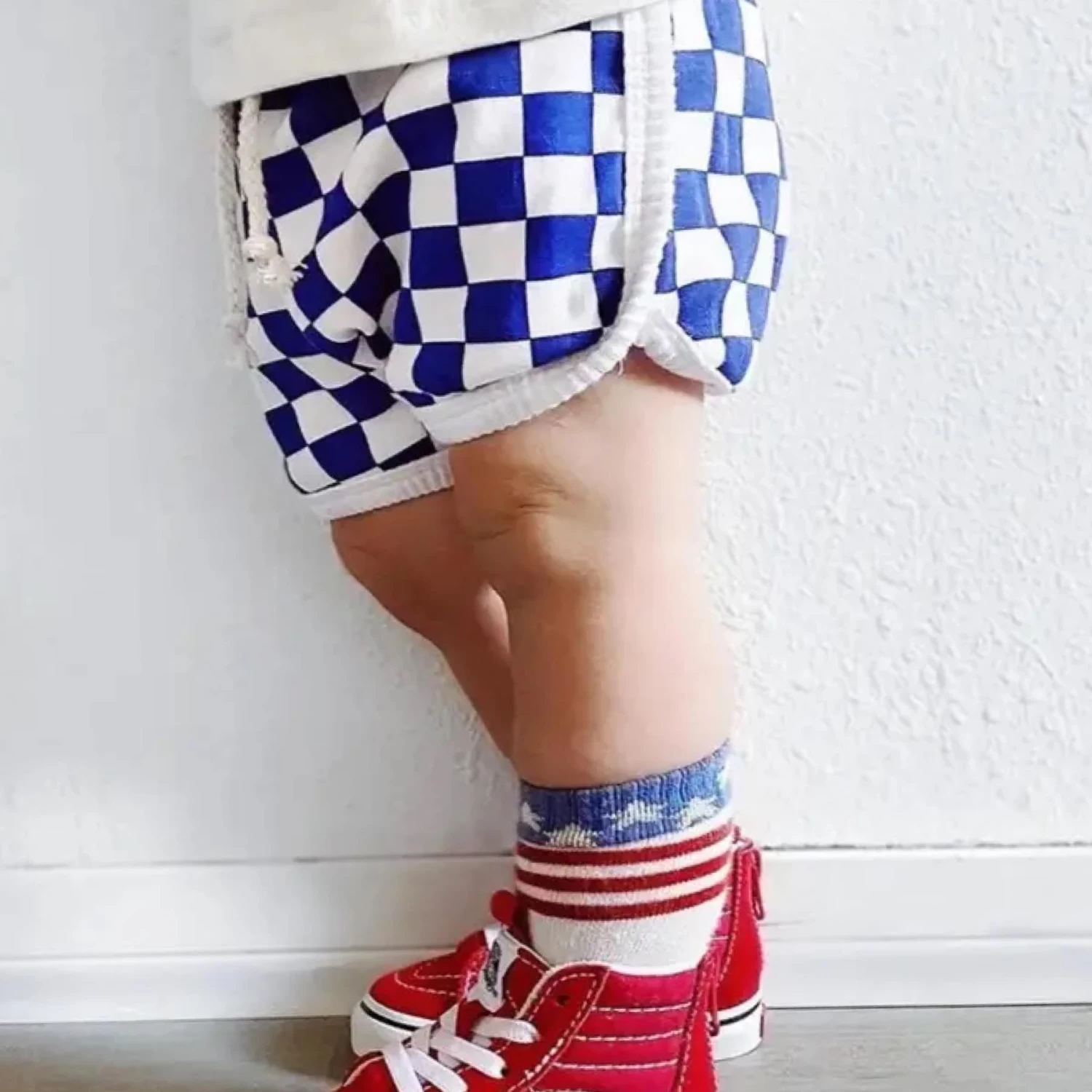 Retro Checkered Shorts - Dark Blue