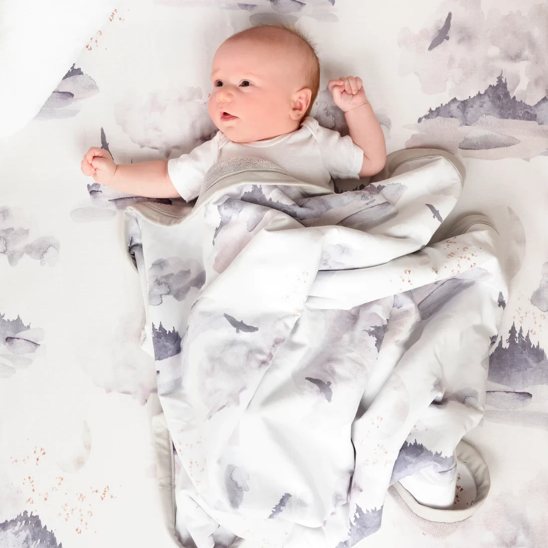 Oilo Misty Mountain Crib Sheet - Image 2